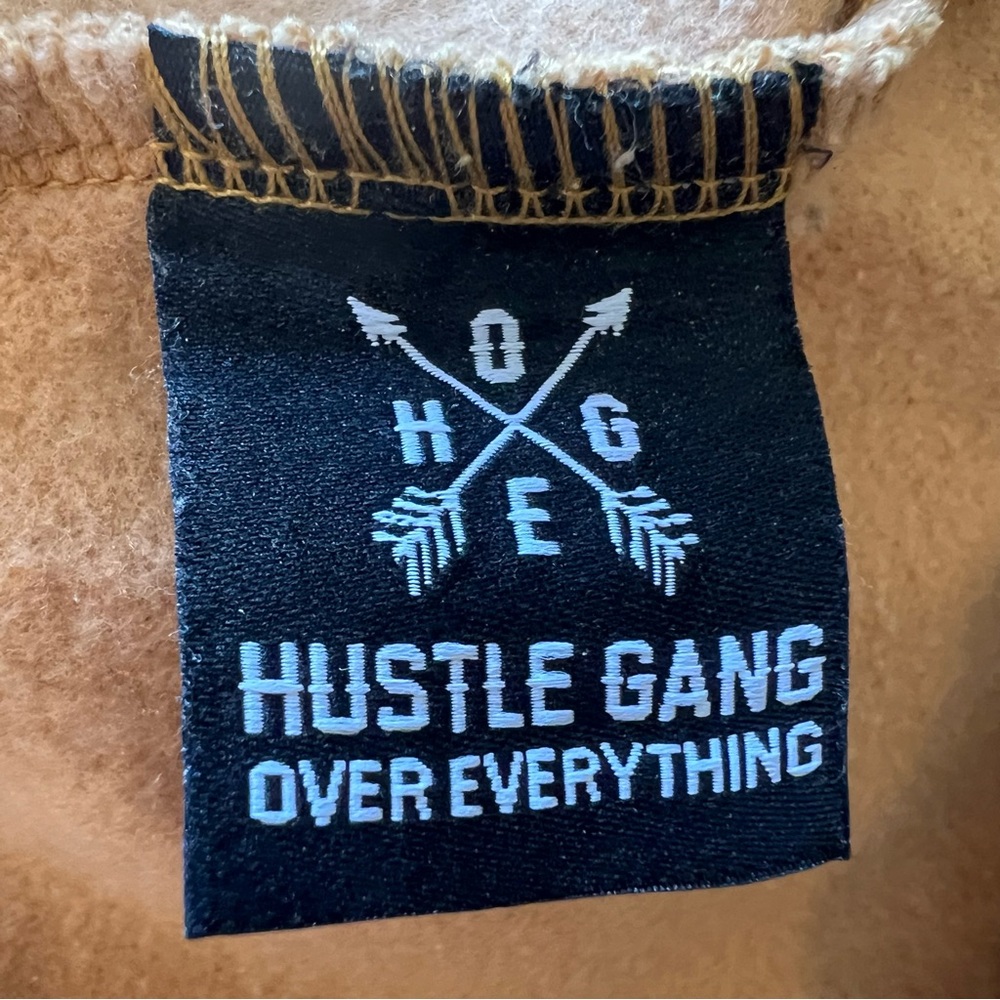 Hustle Gang Signature Headdress Graphic Crewneck Sweatshirt - Picture 9 of 10